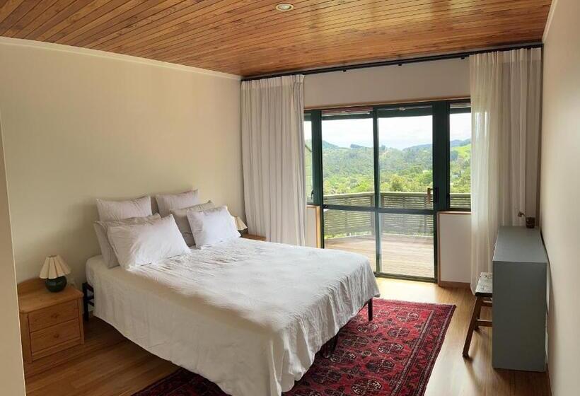 Номер Стандарт Вид на Море с Балконом, Buffalo Lodge