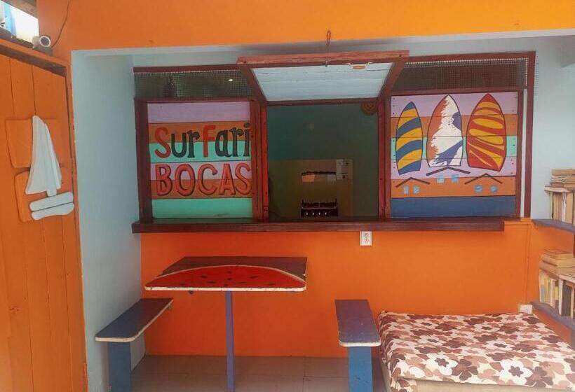 غرفة قياسية رباعية, Surfari Bocas
