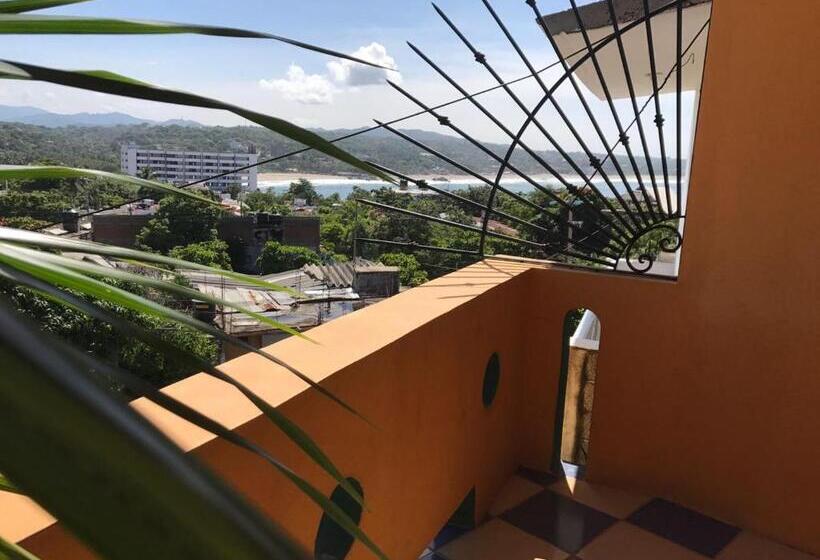 家庭间, El Tucan