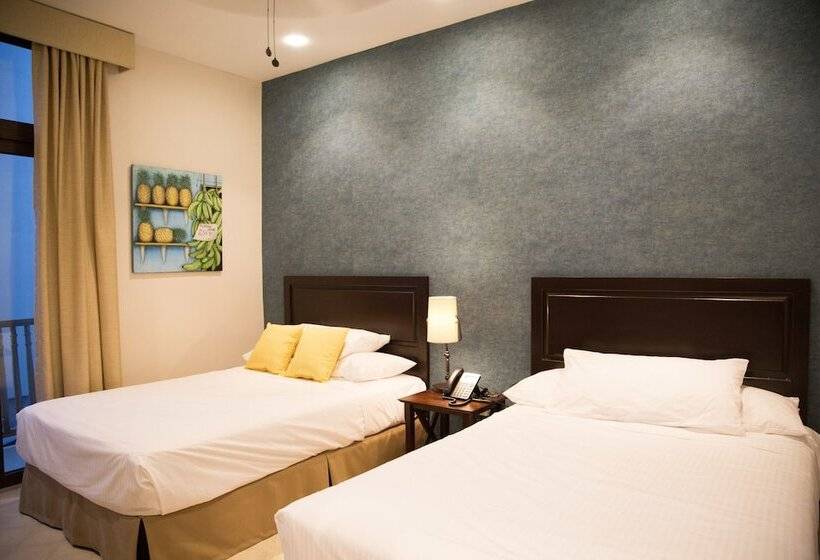 Deluxe Zimmer, Presidente Las Tablas