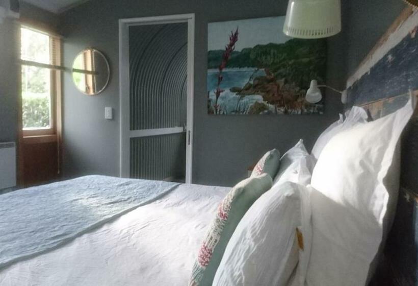 Номер Стандарт Вид на Сад, Waitapu Springs B&b