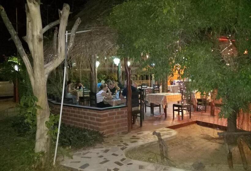 Трехместный Номер Стандарт Вид на Сад, Inn On The Bay