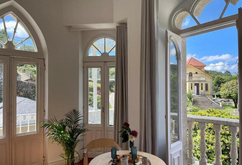 سوئیت با بالکن, Villa Boutique 1880
