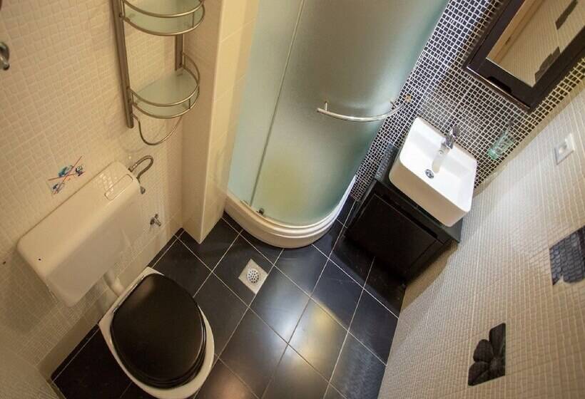 استودیوی استاندارد با چشم‌انداز دریا, Apartments And Rooms Hope