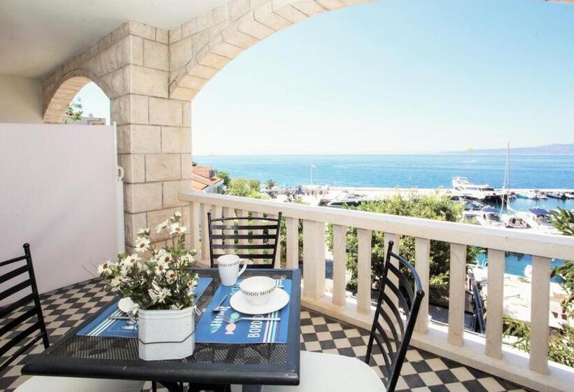 استودیوی استاندارد با چشم‌انداز دریا, Apartments And Rooms Hope