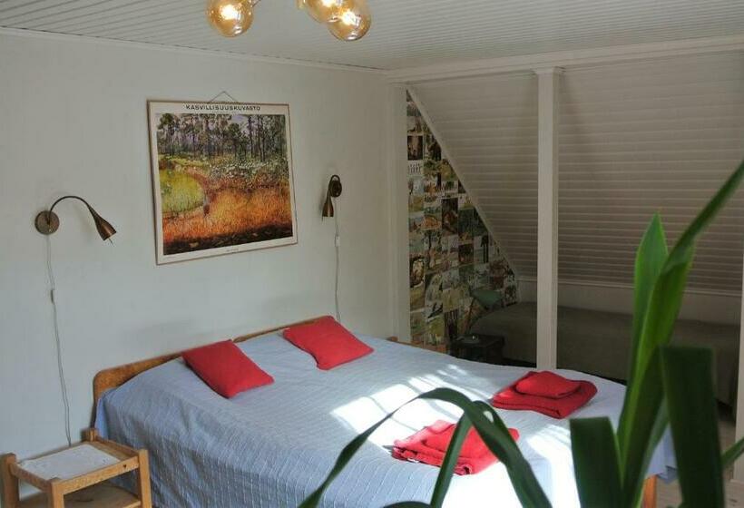 Quarto Estandar Banheiro Compartilhado, Villa Dönsby