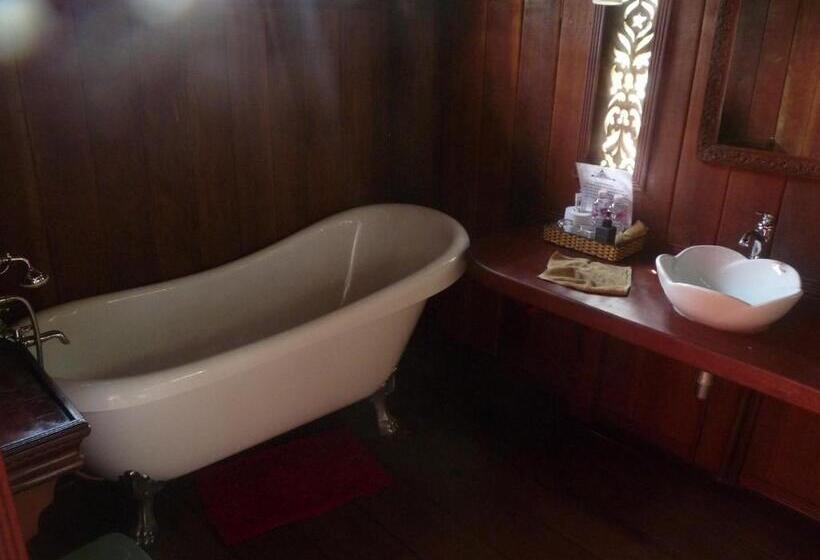 سوییت سوپریور, Soriyabori Resort