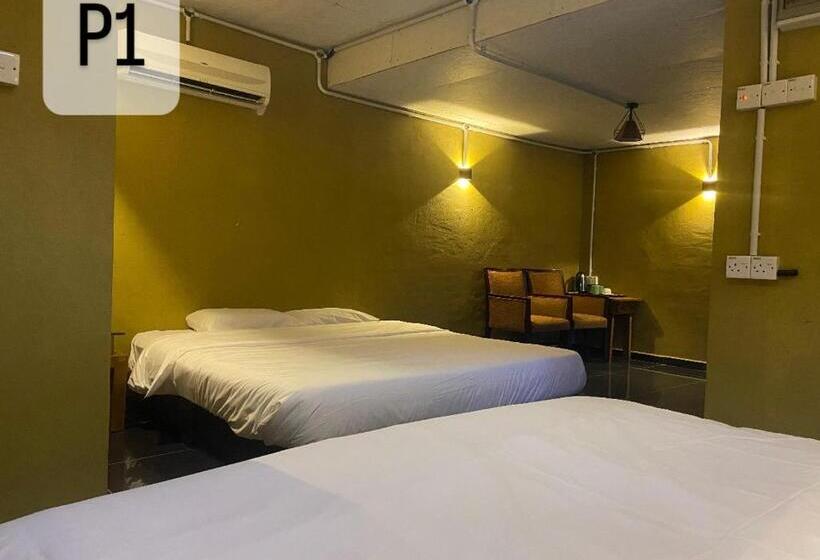 اتاق لوکس خانوادگی, Tioman Santai Resort