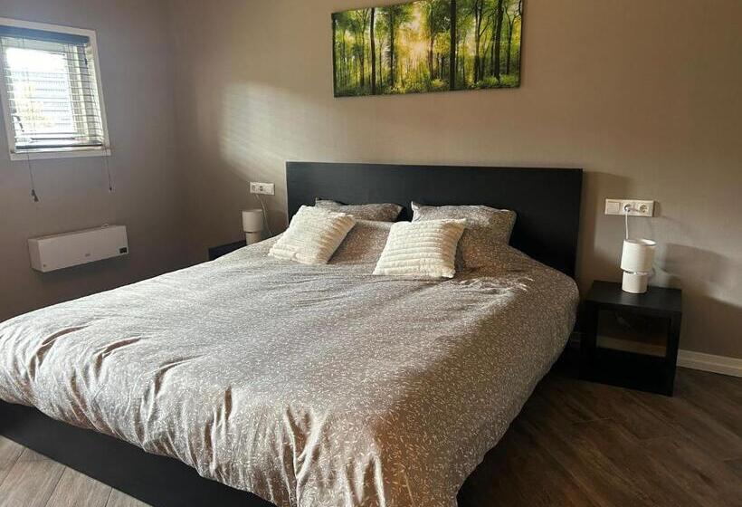 Номер Стандарт Вид на Бассейн, B&b Hartje Exloo