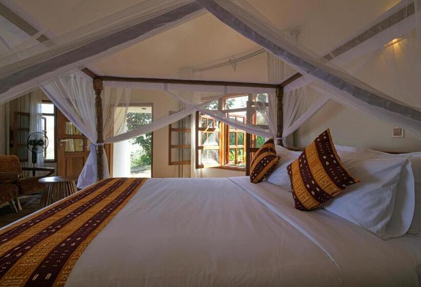 اتاق استاندارد با چشم‌انداز دریاچه, Lake George View Golf Resort