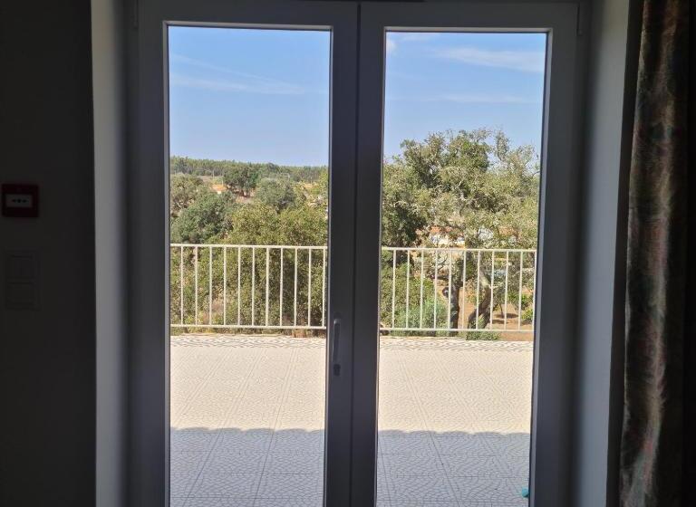 اتاق استاندارد با چشم‌انداز باغ, Monte Do Sol