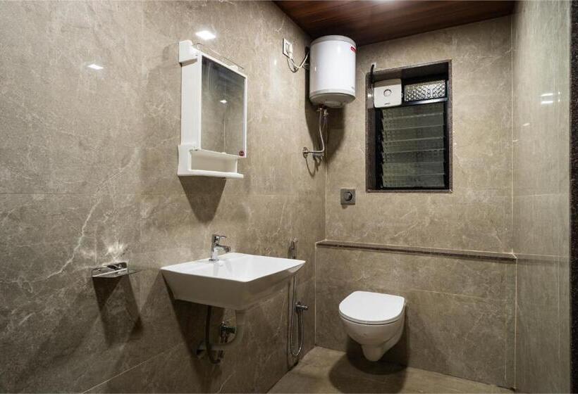 חדר דלוקס, Rajgaurav Lodging
