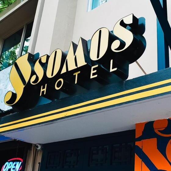 سوییت دوبلکس, Somos
