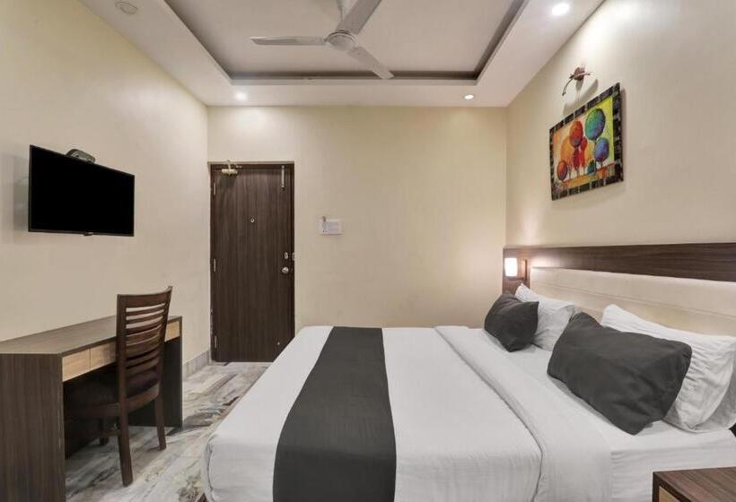 Трехместный Номер Классика, Super Townhouse Kankarbagh Formerly Kunwar Alcajars