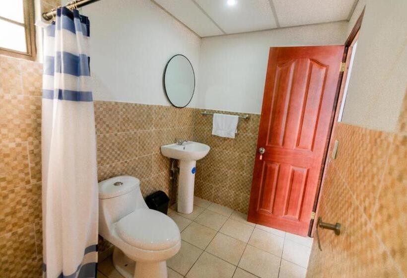 اتاق استاندارد با 2 تخت دوبل, Friendly House