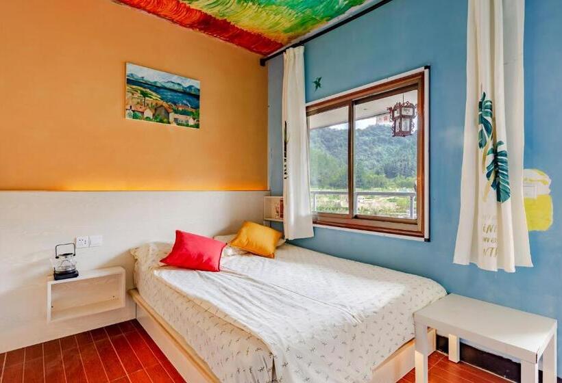 Номер Стандарт Вид на Горы, Xidi Kunlun International Hostel