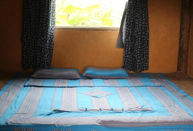 Семейный Номер Вид на Горы, Xidi Kunlun International Hostel