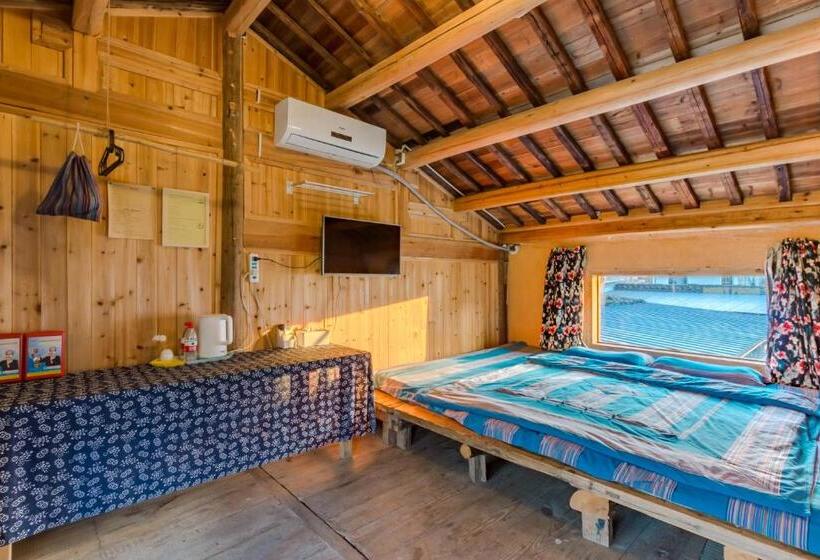 Номер Стандарт, Xidi Kunlun International Hostel