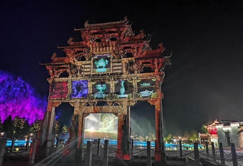 Семейный Номер, Xidi Kunlun International Hostel