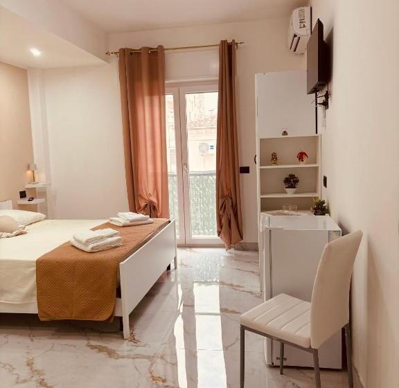اتاق سه نفره سوپریور با چشم‌انداز دریا, B&b A Un Passo Dal Mare