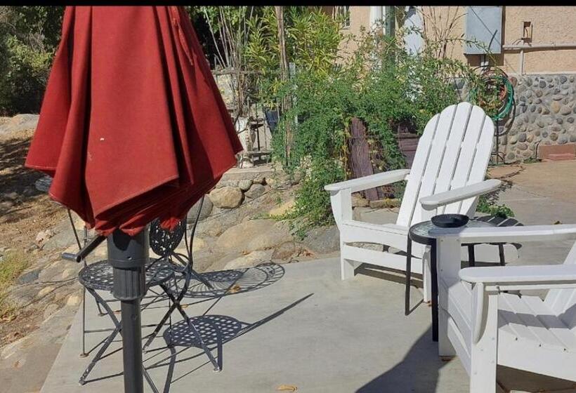 Семейный Номер, Sequoia River Front Cabins
