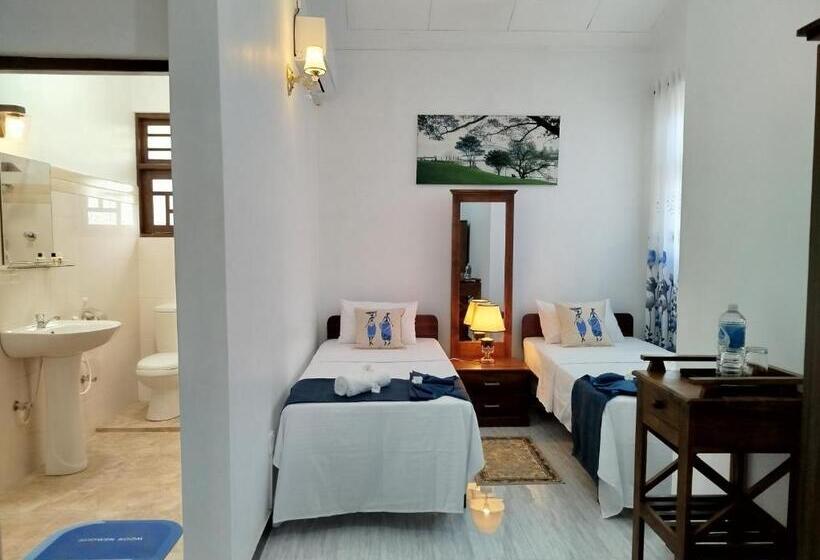 豪华房间, Cosy White Palace