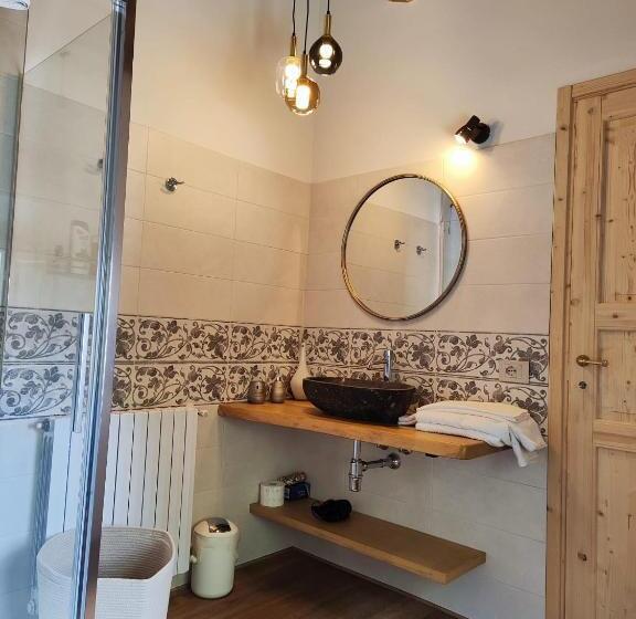 اتاق استاندارد, B&b Toringo