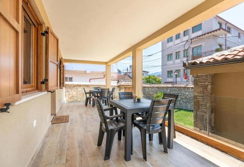 스탠다드 룸, Villa Zoi A Stay To Remember I Guesthouse Inside Elbasan Castle