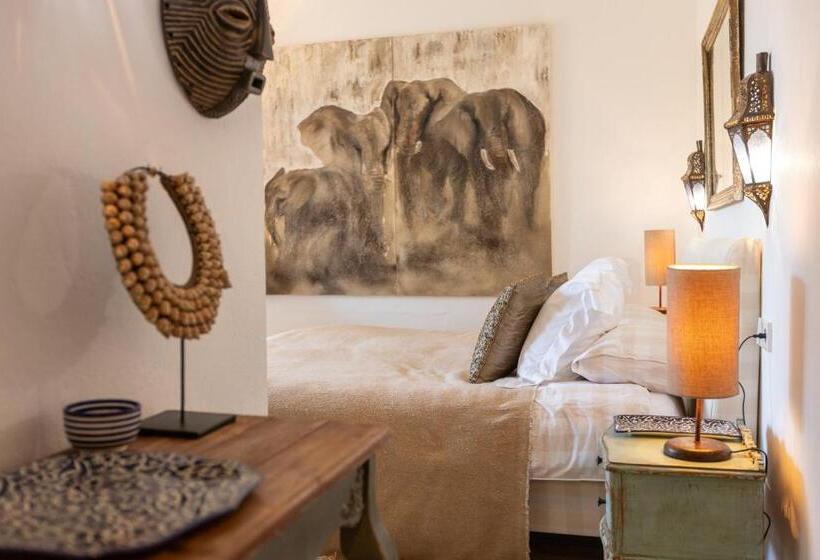 Номер Стандарт с Балконом, Casablu   An Andalusian Boutique