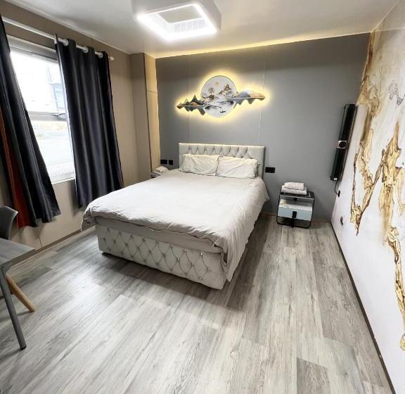 Стандартный Номер Кровать Кинг, The Welsh Space   Newly Renovated!
