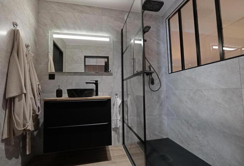 اتاق استاندارد, Zanzibar Suite