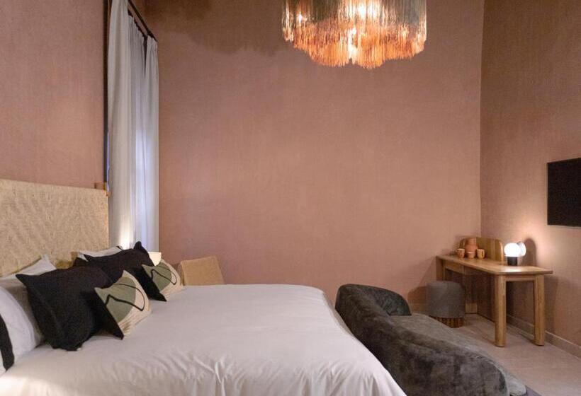 ジュニアスイート, Maison Mexique