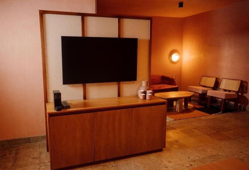 スーペリアースイート, Maison Mexique