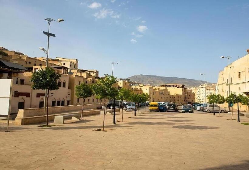 اتاق استاندارد چهار تخته, Logement Escale Chez L Habitant