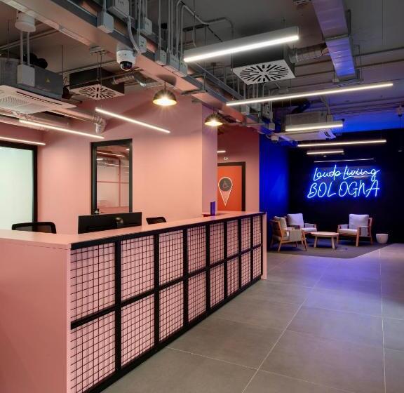 استودیوی استاندارد, Laude Living Bologna