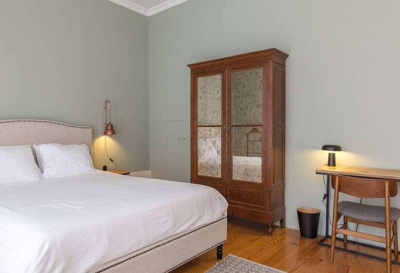 اتاق لوکس با بالکن, Oporto City Flats   Casa Da Picaria