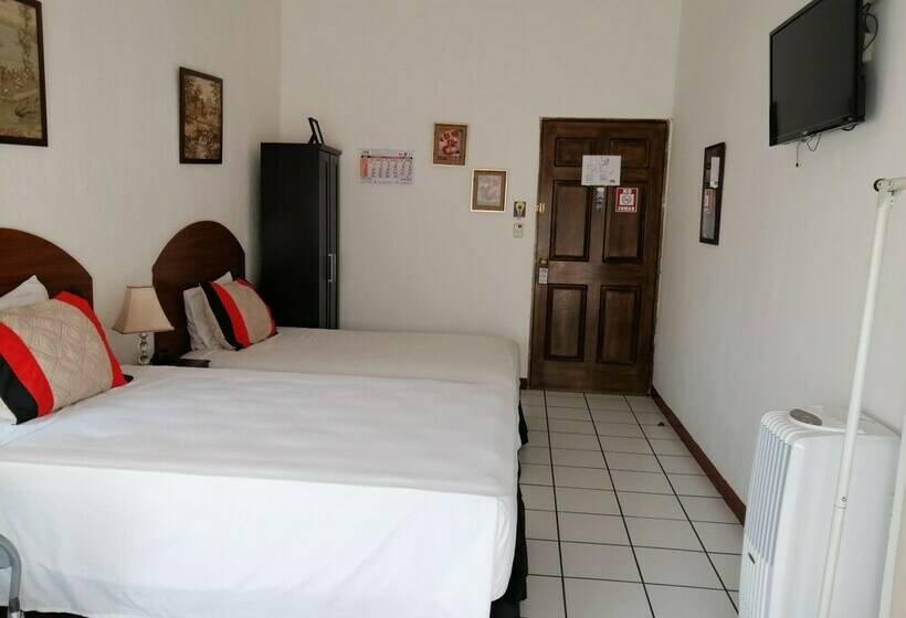 اتاق استاندارد, Novohostal B&b