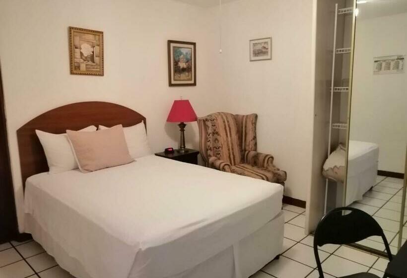 اتاق استاندارد, Novohostal B&b