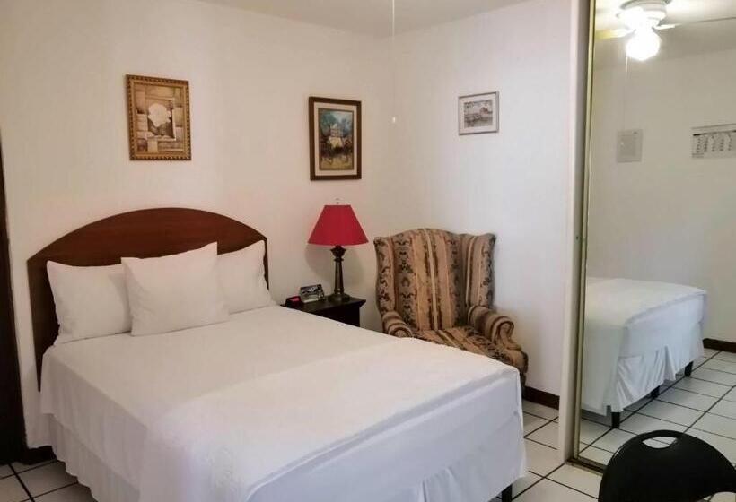 اتاق استاندارد, Novohostal B&b