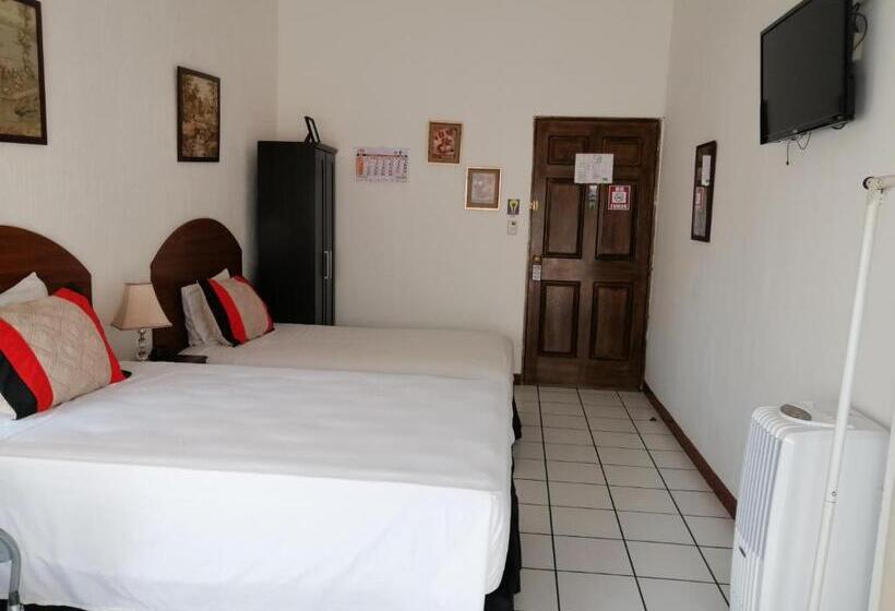 اتاق استاندارد, Novohostal B&b