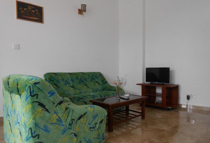 شقة غرفة واحدة, Villa Rodrigo