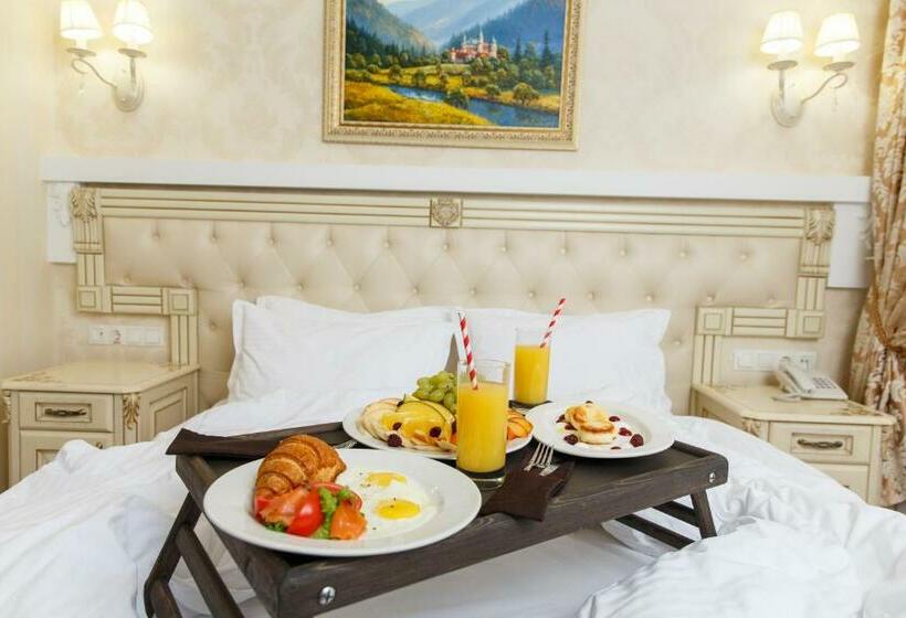 Номер Deluxe с Балконом, Chevalier Hotel & Spa