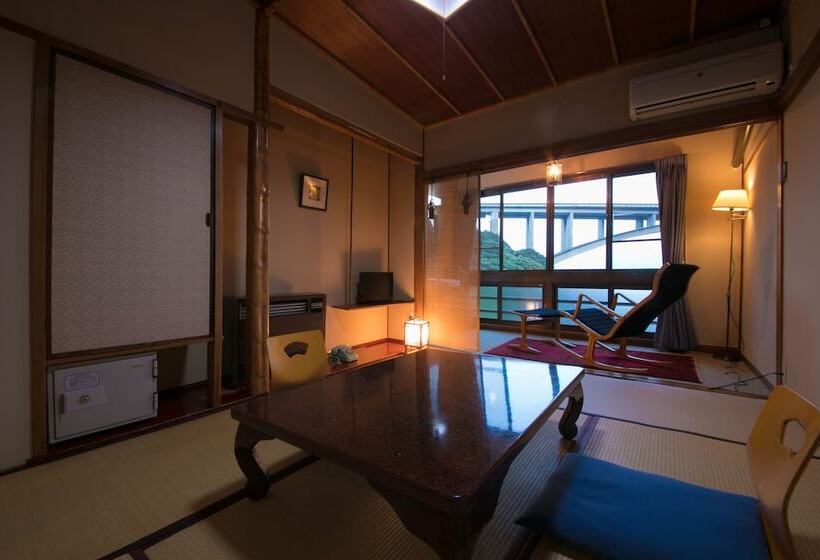 Quarto Estandar, Okamotoya Ryokan