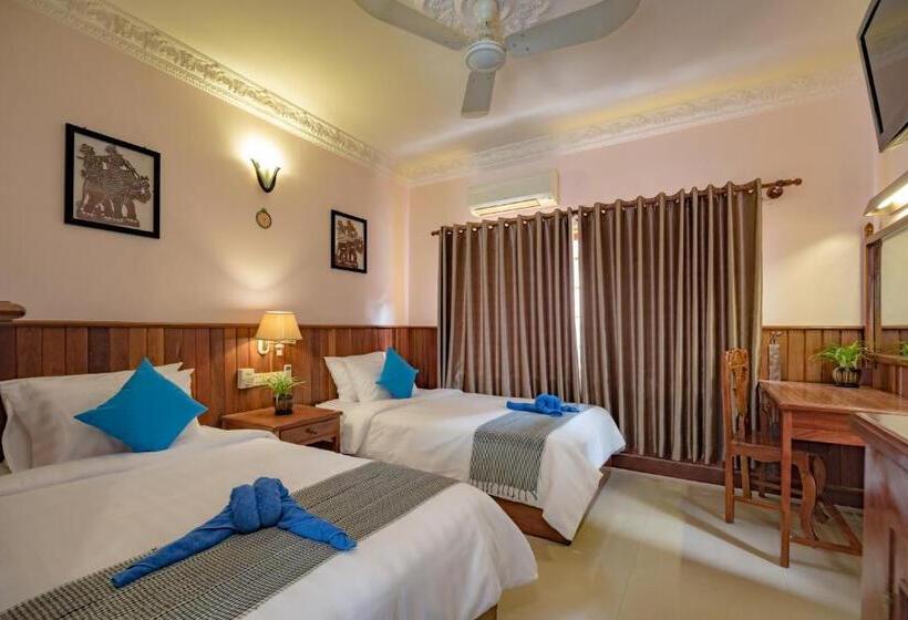 デラックスルーム, The Siem Reap Chilled Backpacker