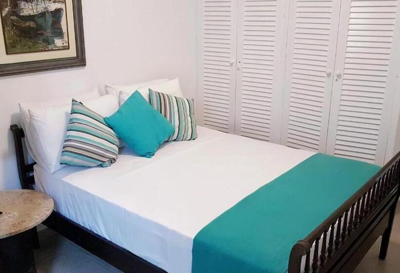 اتاق استاندارد چهار تخته, Marina Dos Anjos Pousada