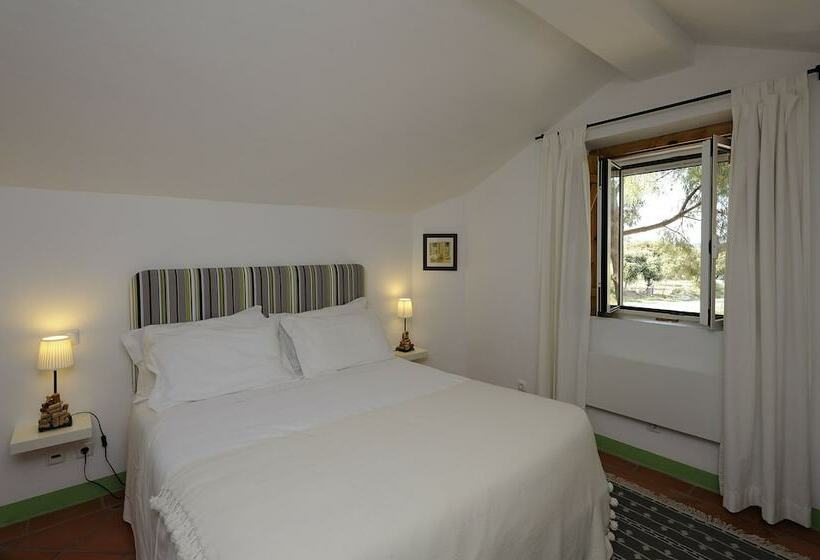Дом 2 Спальни, Casas De Juromenha