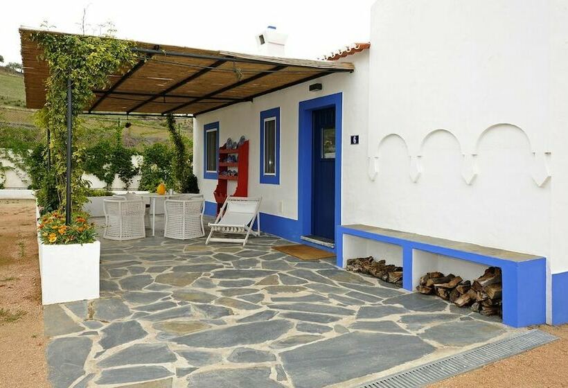 Дом 2 Спальни, Casas De Juromenha
