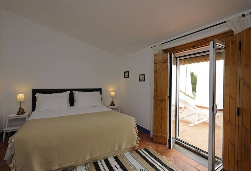 Дом 2 Спальни, Casas De Juromenha