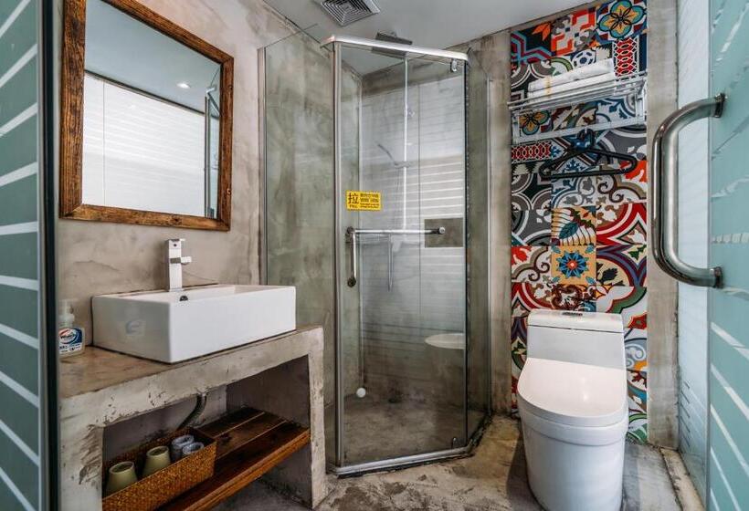 اتاق استاندارد چهار تخته, Sonderia Hostel & Bar   Lazybones Hostel
