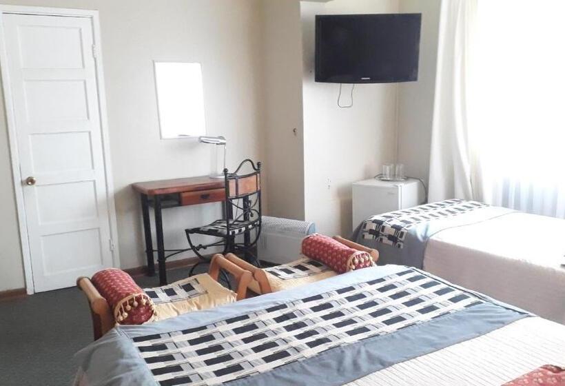 Quarto Quádruplo Estandar, Boutique 3 Poniente